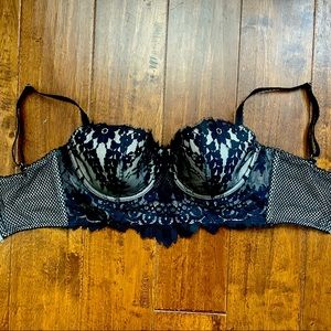 Victoria’s Secret longline lace zip bra, Black 32DDD
